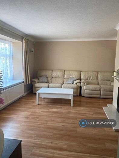 4 Bedroom Semi-Detached House To Rent In Greystoke Road, Cambridge, CB1