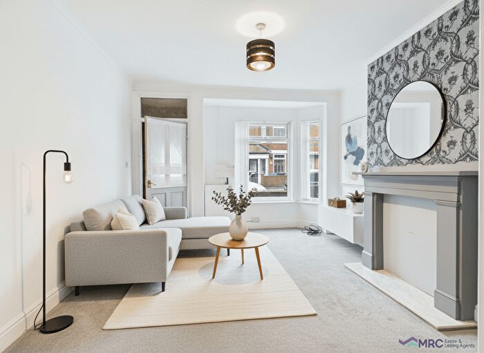 2 Bedroom Terraced House To Rent In Hereford Street, Gipsyville, Hull, HU4