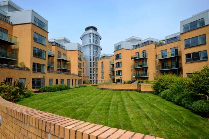 1 Bedroom Flat To Rent In Homerton Street, Cambridge, CB2