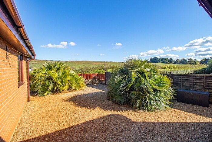 4 Bedroom Detached Bungalow For Sale In Brickley Lane, Ingoldisthorpe, King's Lynn, Norfolk, PE31