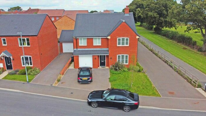 4 Bedroom Detached House To Rent In Fairburn Crescent, Edwalton, Nottingham, Nottinghamshire, NG12