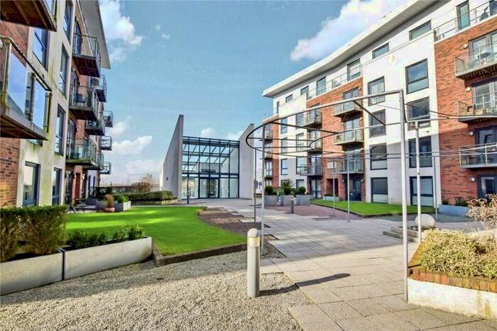 1 Bedroom Flat To Rent In Cedar Court, Longfield Centre, Prestwich, M25