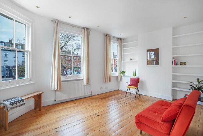 2 Bedroom Maisonette For Sale In Rye Lane, Peckham, London, SE15