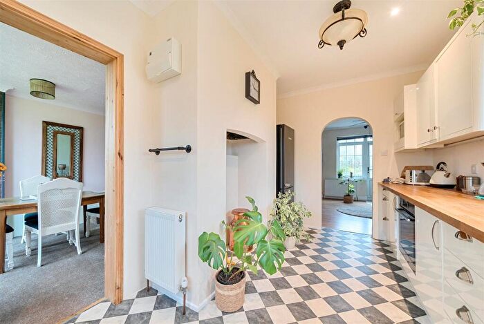 4 Bedroom Detached House For Sale In Kirkella Road, Yelverton, Devon, PL20