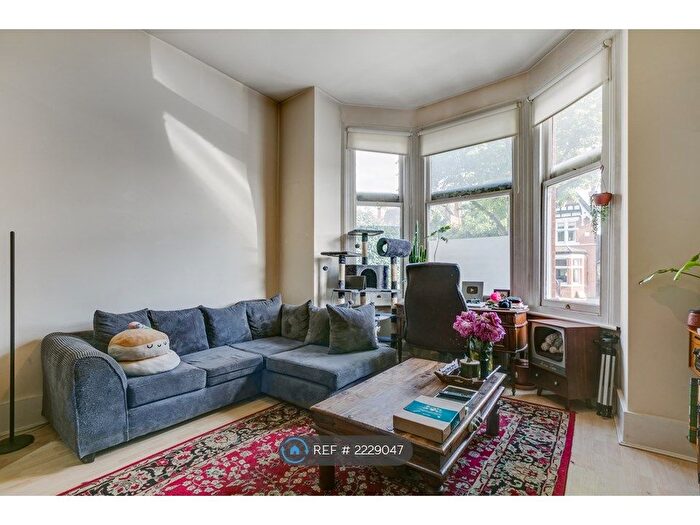 1 Bedroom Flat To Rent In Gordon Road, London, W5