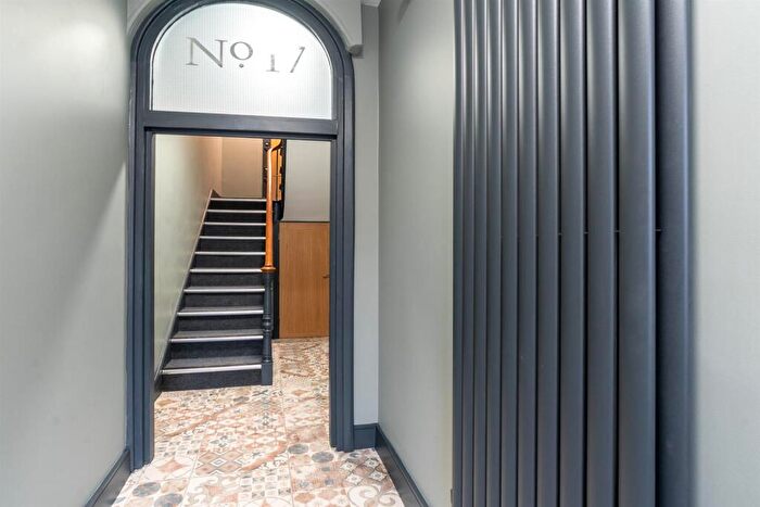 1 Bedroom Apartment To Rent In Grosvenor Street, Chester, Cheshire, CH1