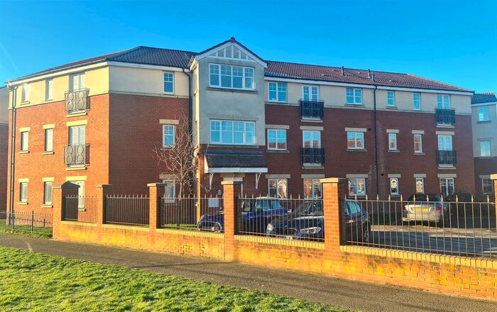 2 Bedroom Flat To Rent In Hatchlands Park, Ingleby Barwick, Stockton-On-Tees, TS17