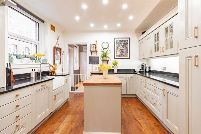 4 Bedroom Semi Detached House For Sale In Cecil Park, Herne Bay, CT6