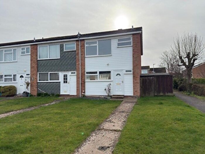 3 Bedroom End Of Terrace House For Sale In Chapelfields, Great Barford, MK44