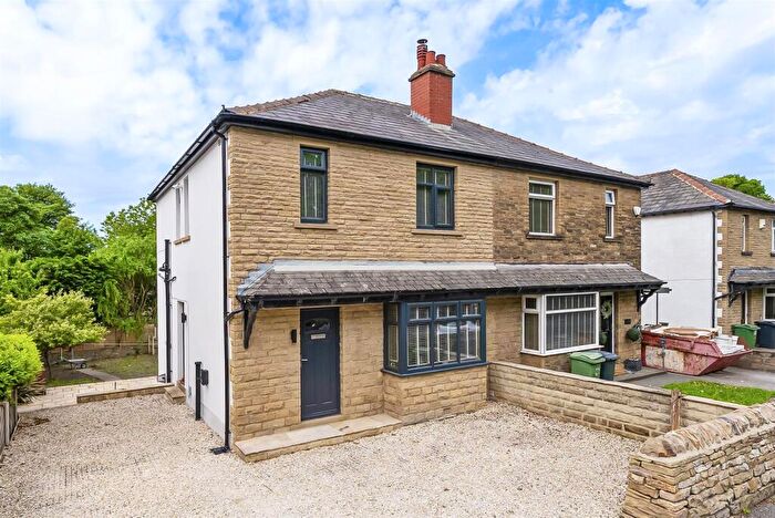2 Bedroom Semi-Detached House For Sale In Leeds Road, Rawdon, LS19