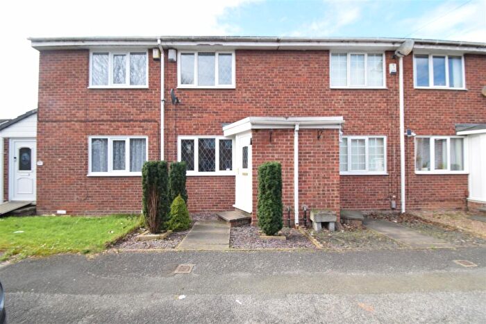 2 Bedroom Town House To Rent In Foljambe Street, Wakefield, WF2