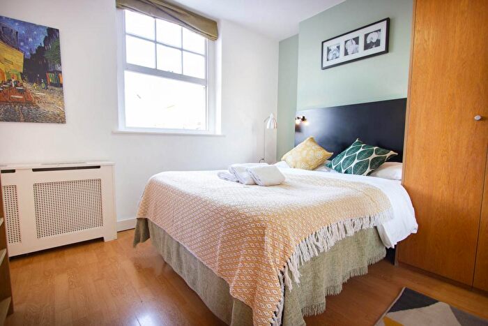 Studio To Rent In North Gower Street, Euston, London, NW1