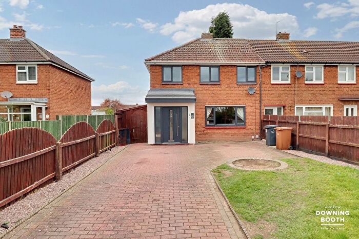 3 Bedroom End Of Terrace House For Sale In Hill Top View, Rugeley, WS15