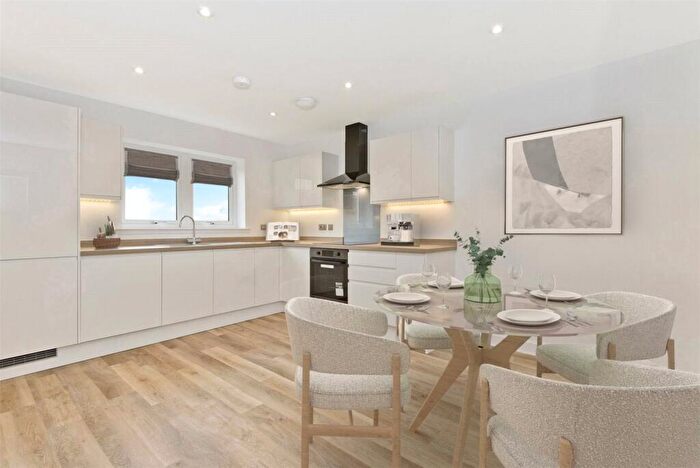 4 Bedroom Detached House For Sale In Paton Close, Hayfield Brae, Methven, PH1