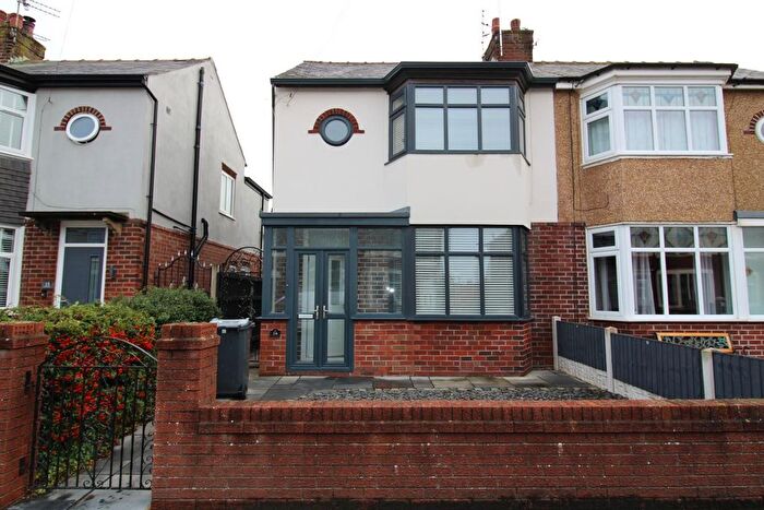 3 Bedroom Semi-detached House For Sale In Mersey Road, Fleetwood, FY7