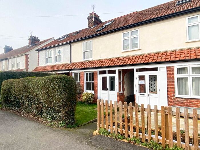 3 Bedroom Semi-Detached House For Sale In Garden Fields, Little Shelford, Cambridge, CB22