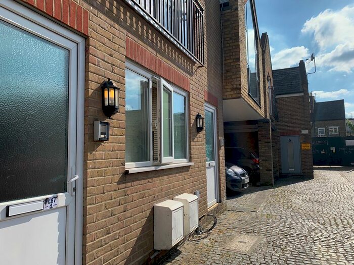 Studio To Rent In Anson Mews, London, SW19