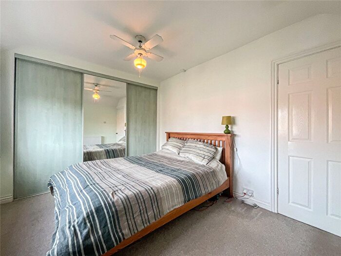 2 Bedroom Semi-Detached House For Sale In Lingfield Avenue, Birmingham, West Midlands, B44