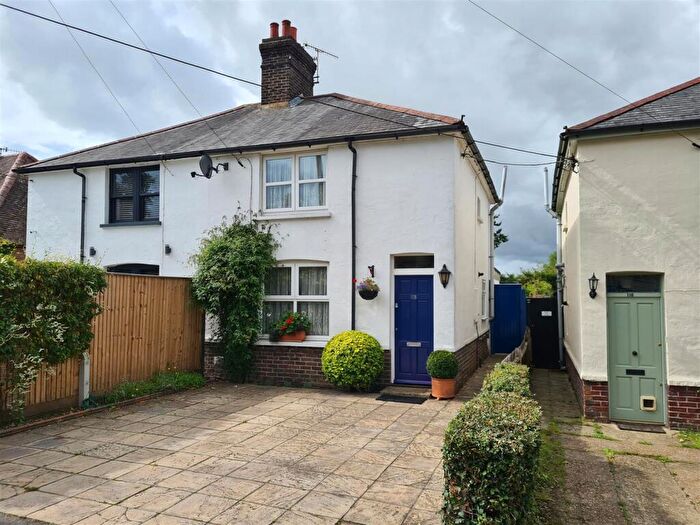 3 Bedroom Semi-Detached House For Sale In Mill Lane, Hurst Green, RH8