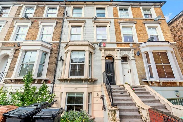 2 Bedroom Flat To Rent In Lauriston Road, Hackney, E9