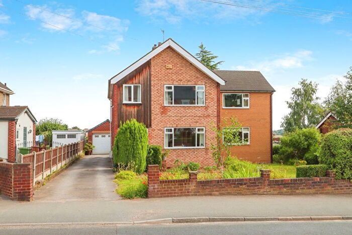 4 Bedroom Detached House For Sale In Station Road, Normanton, WF6