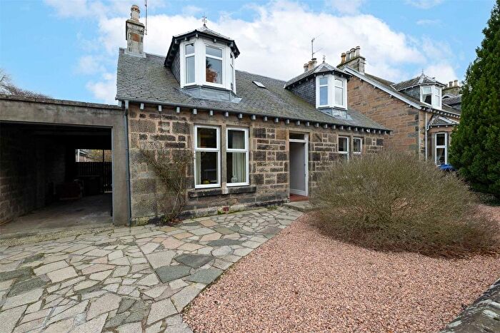 5 Bedroom Detached House For Sale In Muirhall Terrace, Perth, Perth And Kinross, PH2