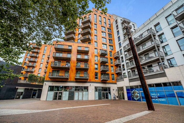 1 Bedroom Flat To Rent In Rathbone Market, Canning Town, London, E16