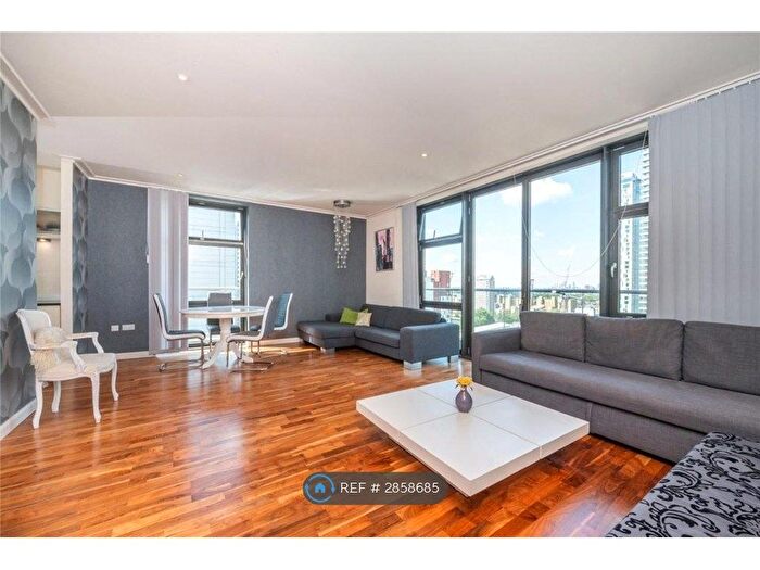2 Bedroom Flat To Rent In Discovery Dock Apartments West, London, E14