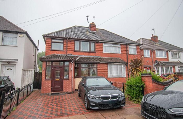 3 Bedroom Semi-Detached House For Sale In Tiverton Avenue, Belgrave, LE4