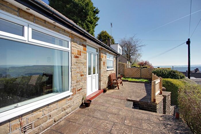 4 Bedroom Semi-Detached House For Sale In Kelvin Crescent, Halifax, HX2