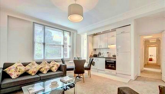 2 Bedroom Flat To Rent In Hill Street, London, W1J