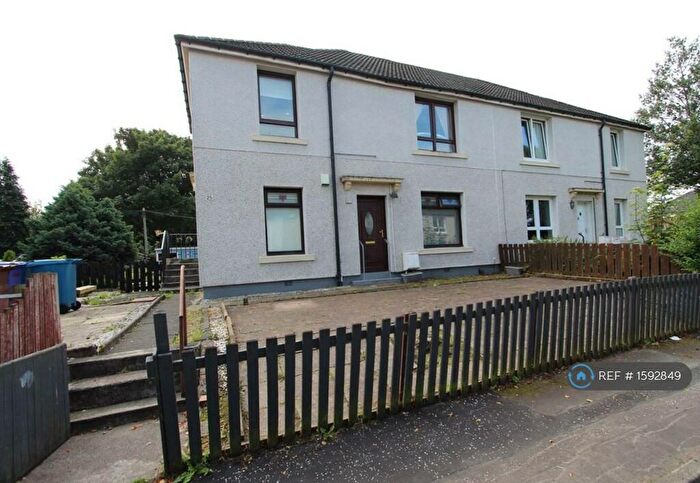 2 Bedroom Flat To Rent In Balfron Road, Glasgow, G51