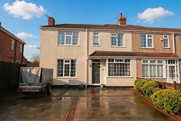 2 Bedroom Semi Detached House For Sale In Cynthia Road, Grimsby, DN32