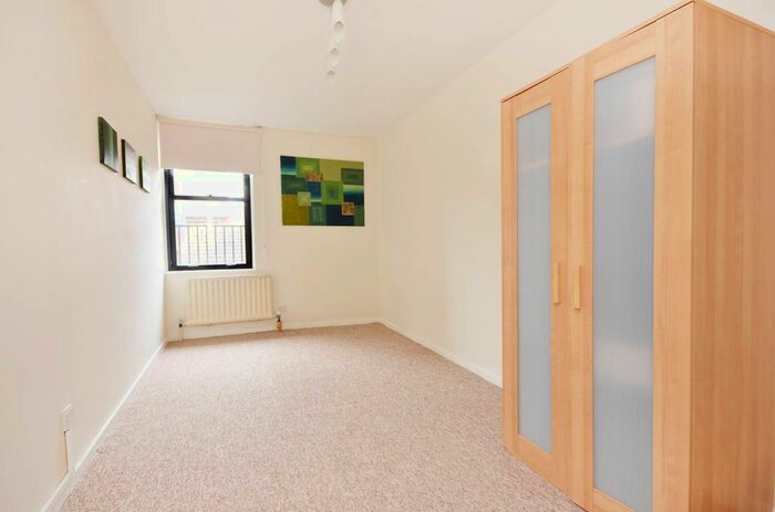1 Bedroom Flat To Rent In Rampayne Street, Pimlico, London, SW1V