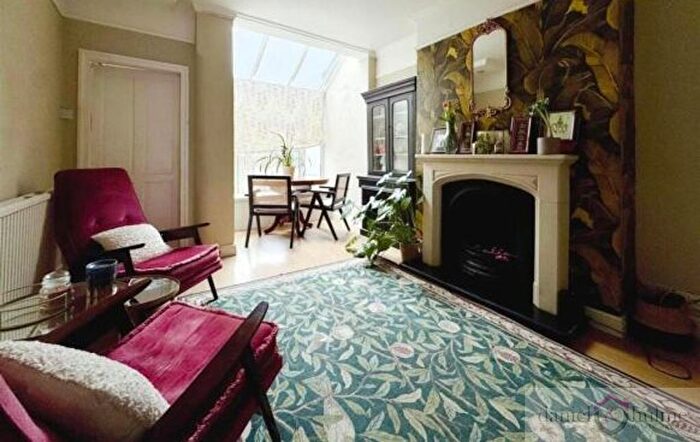 3 Bedroom Town House For Sale In Osborne Street, Leek, Staffordshire, ST13