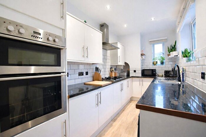 2 Bedroom Terraced House For Sale In Spencer Road, The Mounts, Northampton, NN1