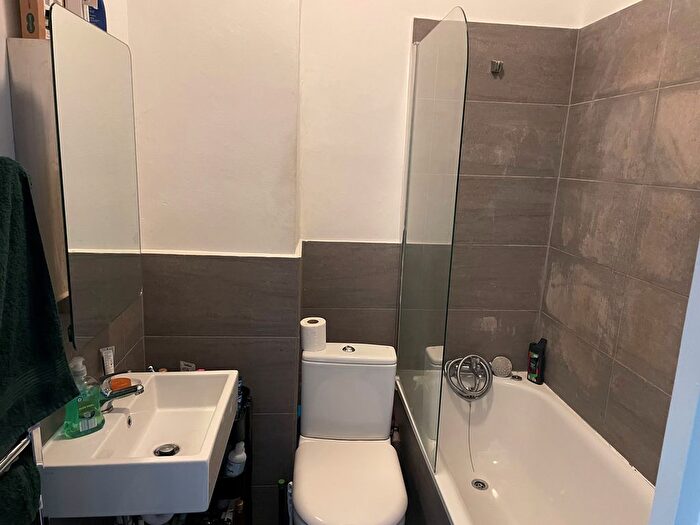 1 Bedroom Flat To Rent In Junction Road, Archway London, N19