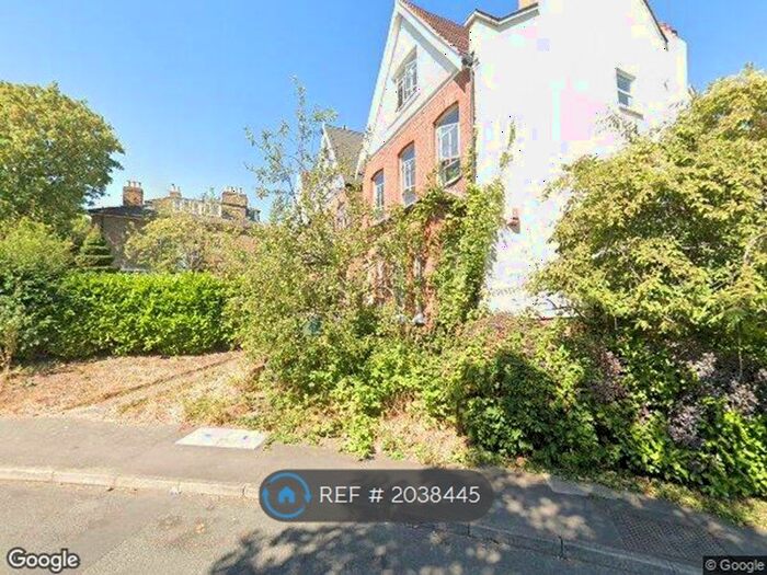 2 Bedroom Flat To Rent In Linwood Close, London, SE5