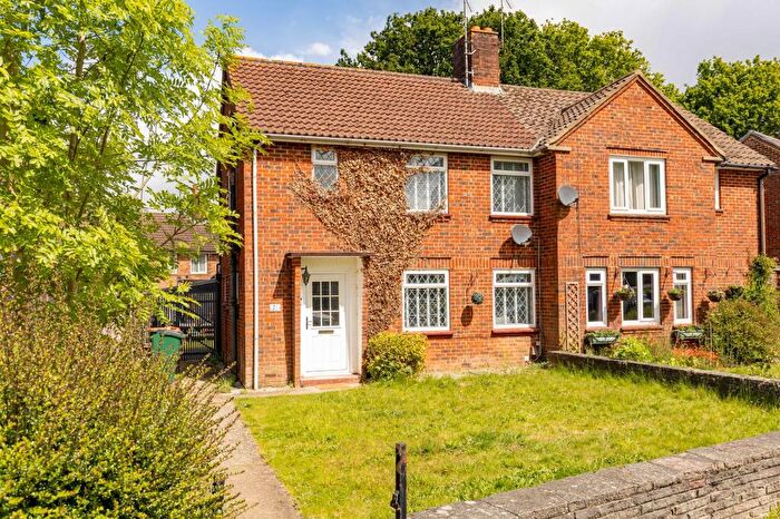 2 Bedroom Semi-Detached House For Sale In Meadowlands, Crawley, RH11