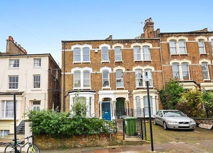 1 Bedroom Flat To Rent In Miranda Road, Whitehall Park, N19