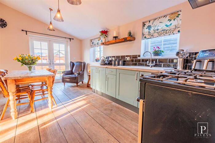 4 Bedroom Detached House For Sale In Walton Road, Kirby-Le-Soken, Frinton-On-Sea, CO13