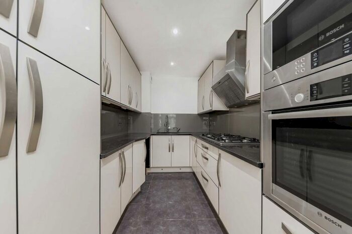 4 Bedroom Property To Rent In Chippenham Mews, London, W9