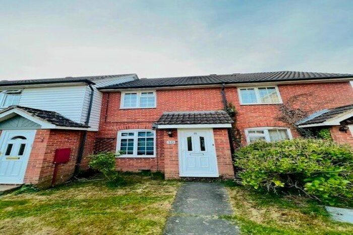 1 Bedroom Property To Rent In Rowan Close, Heathfield, TN21