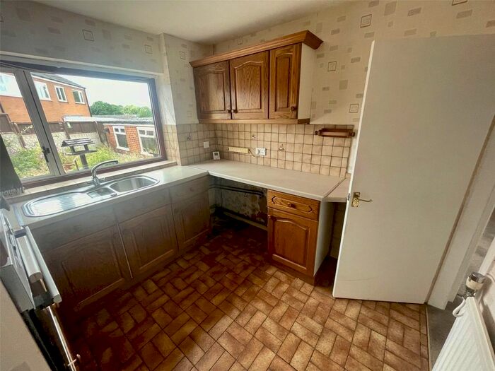 2 Bedroom Bungalow For Sale In Hunters Hill, Weaverham, Northwich, Cheshire, CW8