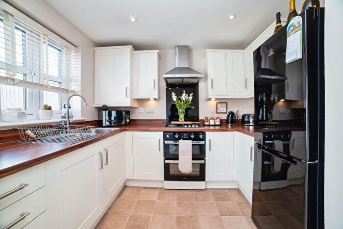 2 Bedroom Terraced House For Sale In Clayton Ley Close, Alfreton, DE55