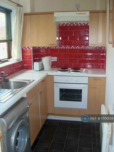 Studio To Rent In Colindale, London, NW9