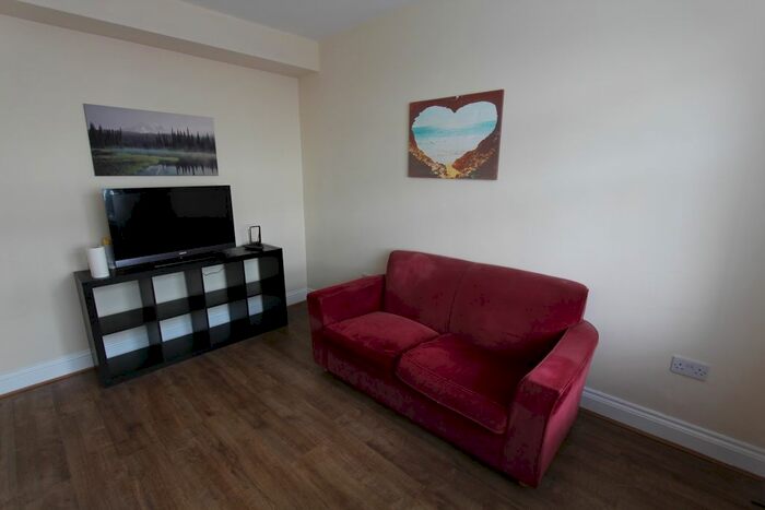 4 Bedroom Terraced House To Rent In Norman Road, Ilford IG1
