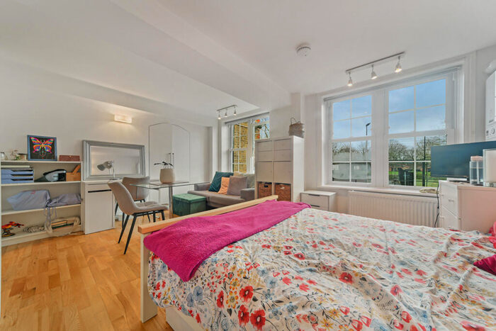 1 Bedroom Apartment To Rent In Shillington Old School, Battersea London, SW11