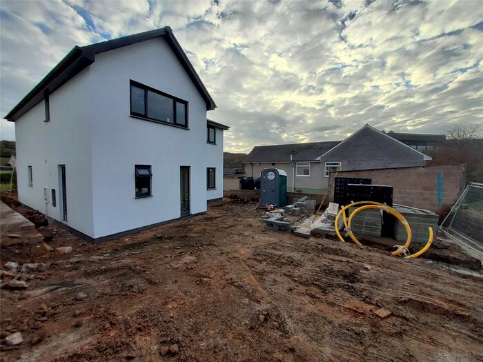 4 Bedroom Detached House For Sale In Limers Hill, Torrington EX38