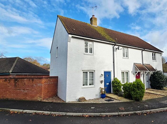 2 Bedroom House For Sale In Field Close, Sturminster Newton, DT10